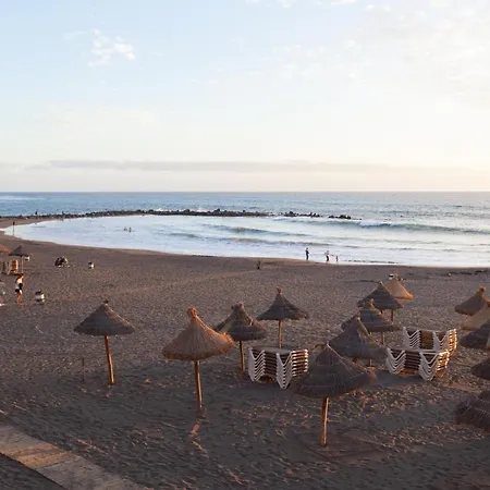 Appartement En Primera Linea De Playa, Centrico, Tranquilo