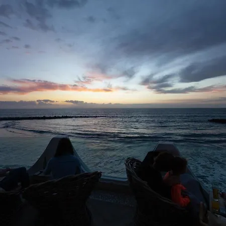 En Primera Linea De Playa, Centrico, Tranquilo * بلايا ذي لاس أميريكاس